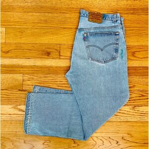 vintage Levis 501 size 34 Classic Straight Leg, 90s Y2K Jeans